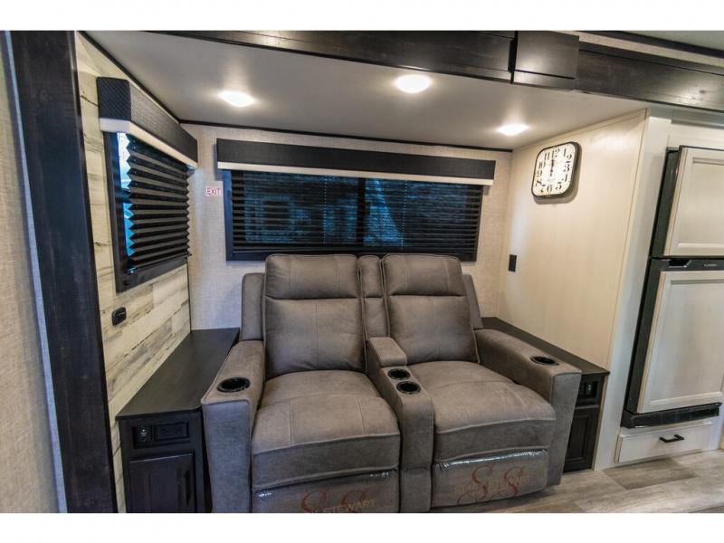 Jayco Living